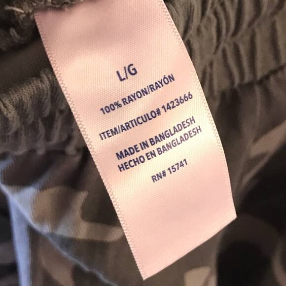 Splendid Gray Camo Print Jogger Pants - Picture 6 of 7